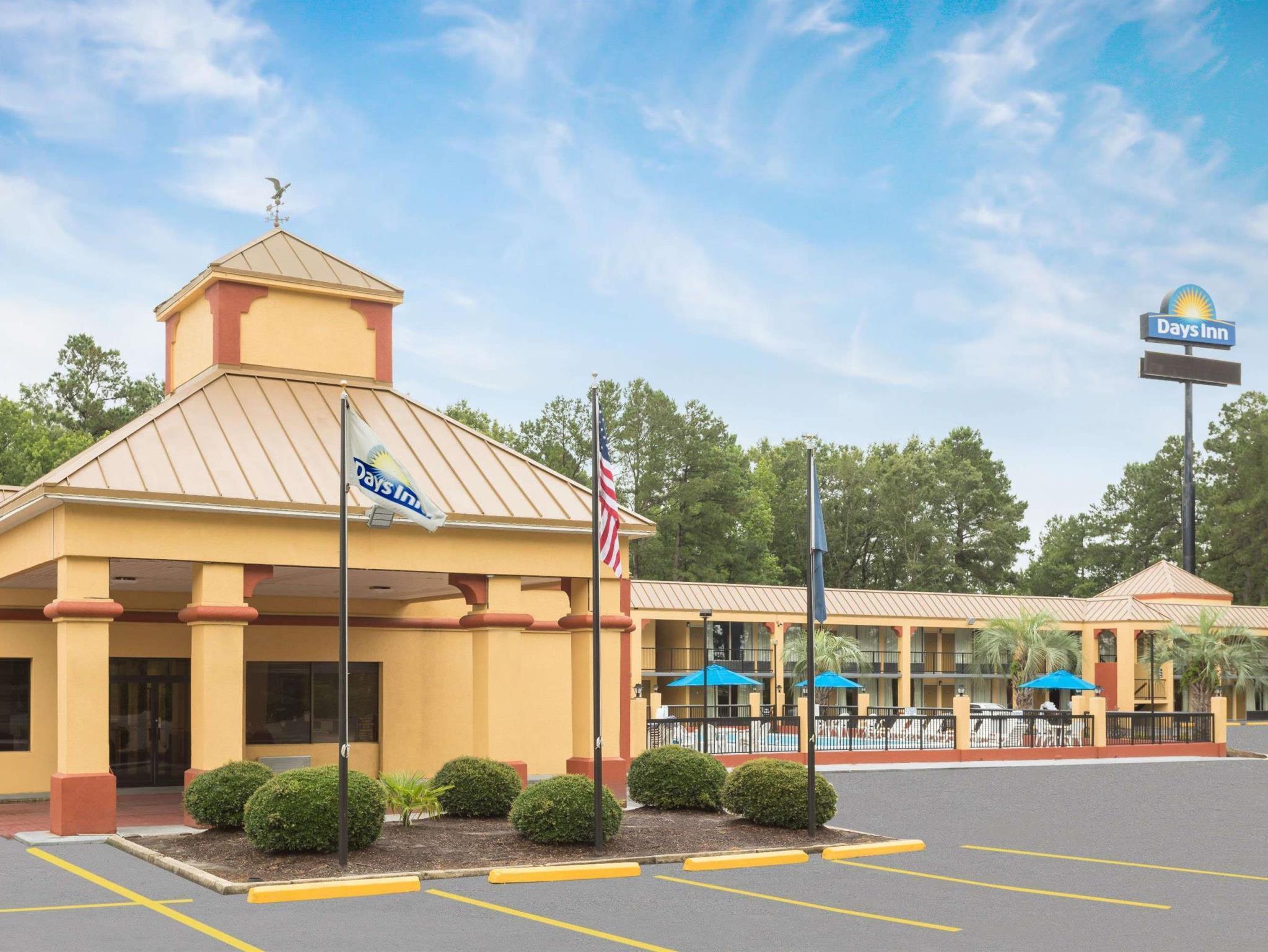 Days Inn By Wyndham Orangeburg South Exterior foto